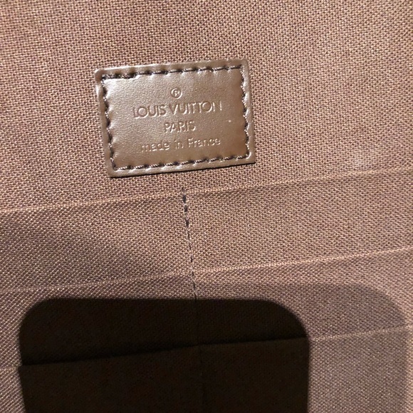 Beautiful Louis Vuitton Briefcase- 100% Authentic - Picture 5 of 7